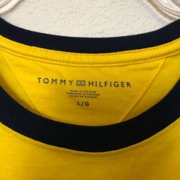 Tommy Hilfiger Yellow Classic Graphic Tee Size L - Picture 4 of 4